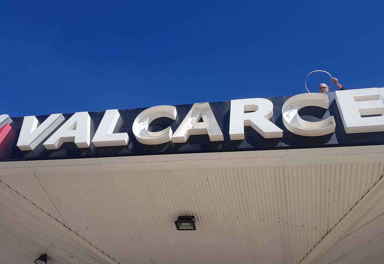 Alzado Rótulos Zamora. Rótulos luminosos Zamora, rótulos luminosos y letras corpóreas, iluminación comercial, rotulación luminosa.